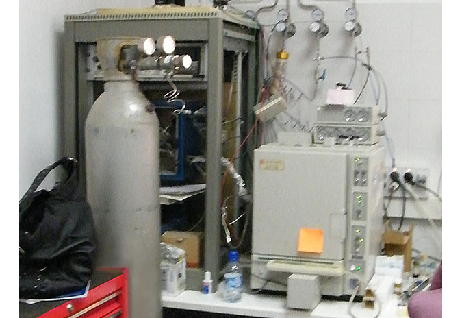 Microrreactor catalítico para el estudio de cataoacute;lisis oxidativa